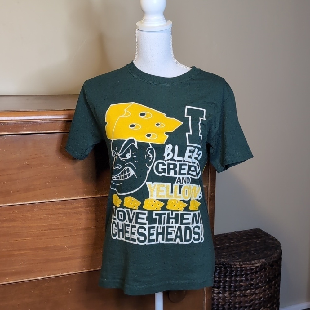 Y2K GREEN BAY PACKERS Shirt -I bleed green and yellow! Love them Cheeseheads!